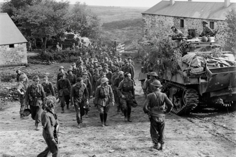 Nemeckí vojnoví zajatci sa americkým nárokom vysmievali… až kým nepristáli v Spojených štátoch.