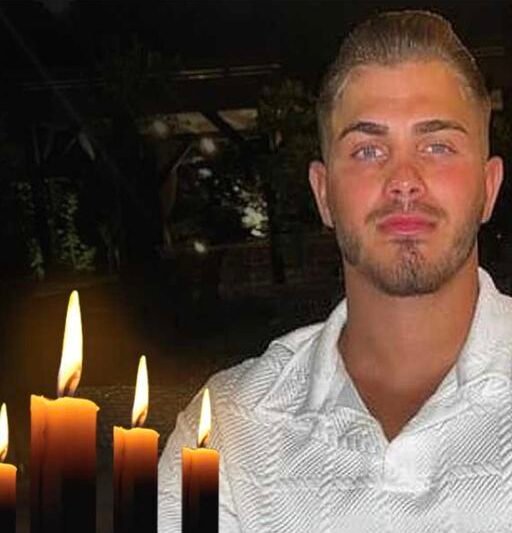 Minulú noc náhle a tragicky zomrel víťaz Love Island 2019.